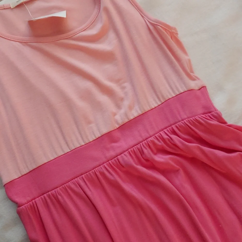 Casual Maxi Dress - Picture 4 of 4